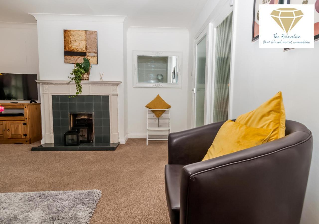 2 Bed Apartment-5 Guests - Business-Relocation-Parking - The Brighton Short Stay & Serviced Apartments Exterior foto
