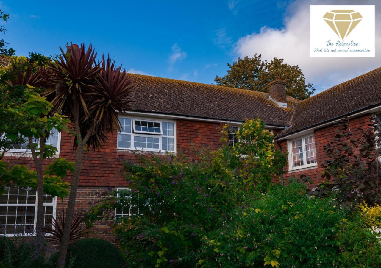2 Bed Apartment-5 Guests - Business-Relocation-Parking - The Brighton Short Stay & Serviced Apartments Exterior foto