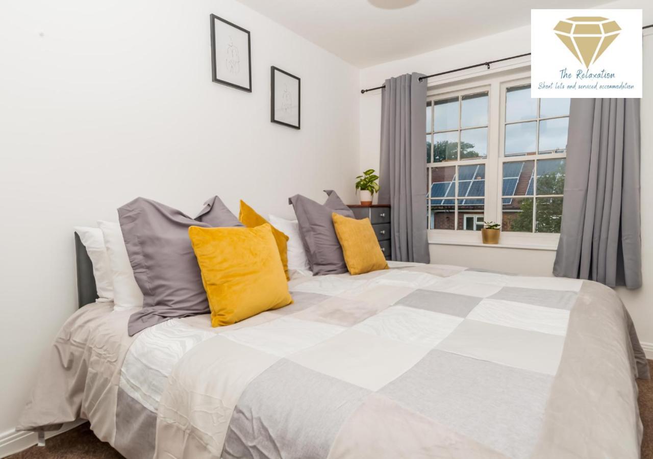 2 Bed Apartment-5 Guests - Business-Relocation-Parking - The Brighton Short Stay & Serviced Apartments Exterior foto