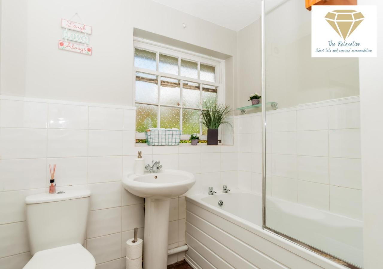 2 Bed Apartment-5 Guests - Business-Relocation-Parking - The Brighton Short Stay & Serviced Apartments Exterior foto
