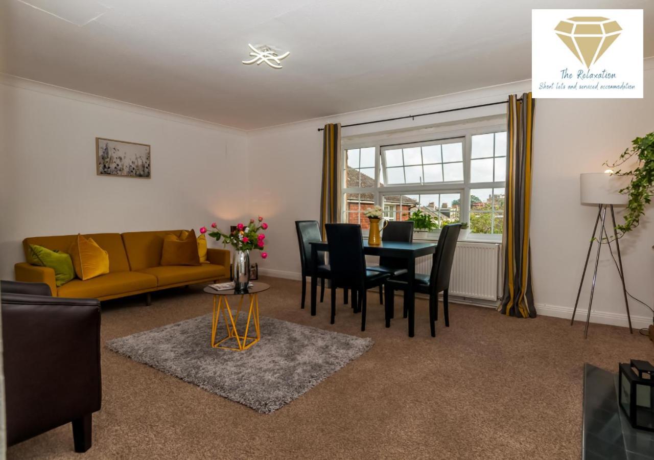 2 Bed Apartment-5 Guests - Business-Relocation-Parking - The Brighton Short Stay & Serviced Apartments Exterior foto